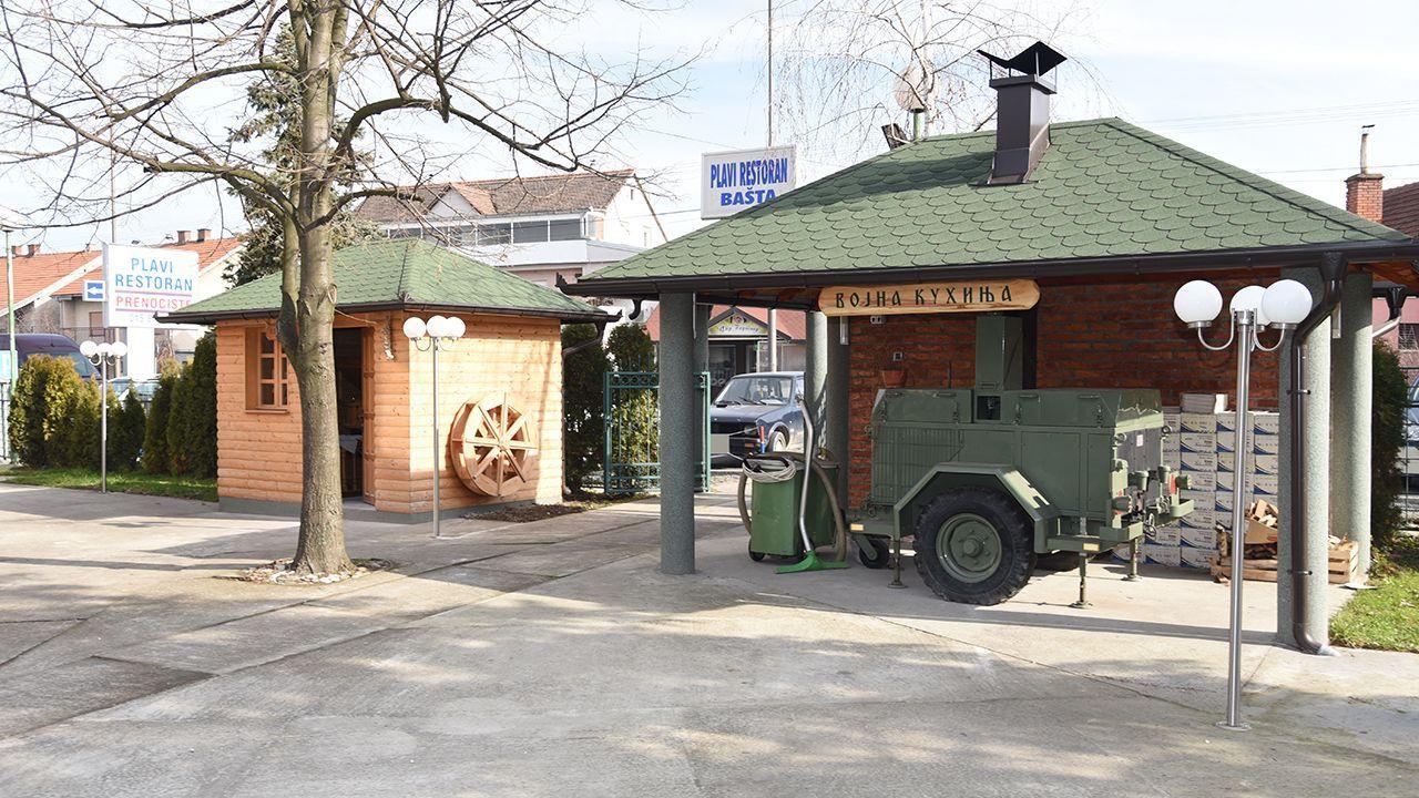 Hotel Mk, Plavi Restoran, 洛兹尼察 外观 照片