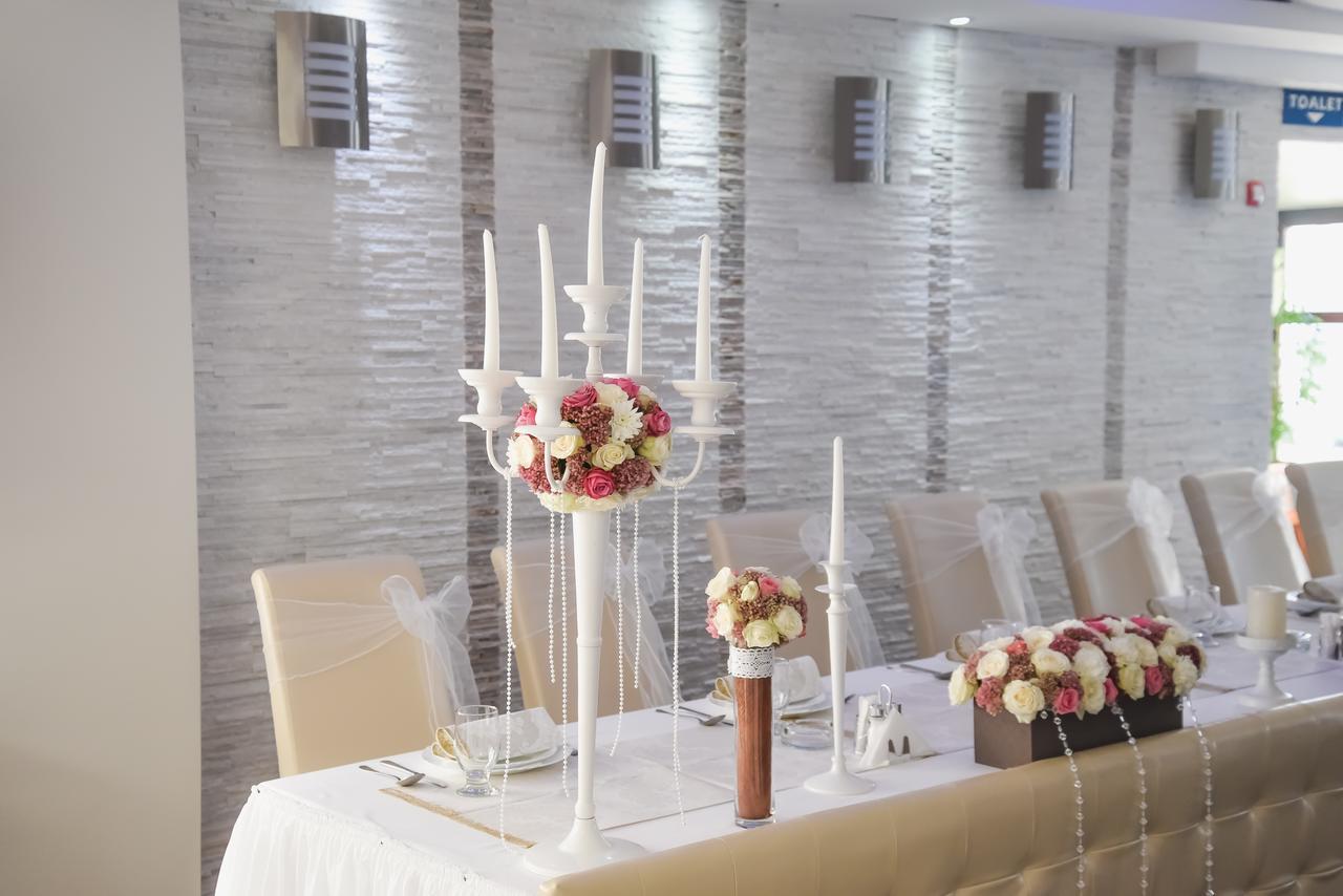 Hotel Mk, Plavi Restoran, 洛兹尼察 外观 照片